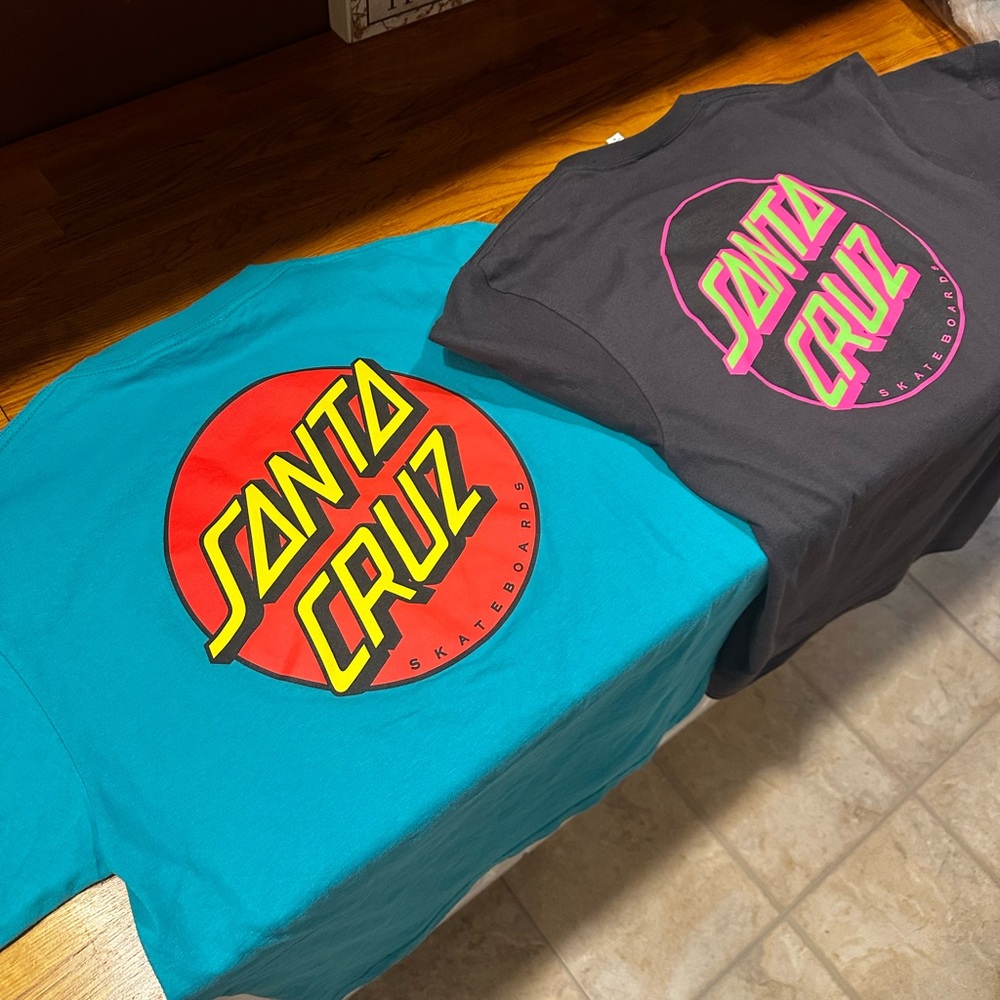 (2) Santa Cruz Skateboards Tees (M)
